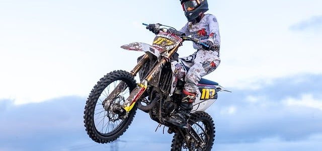 Arbeta effektivare på kontorshotell och få mer tid till motocross